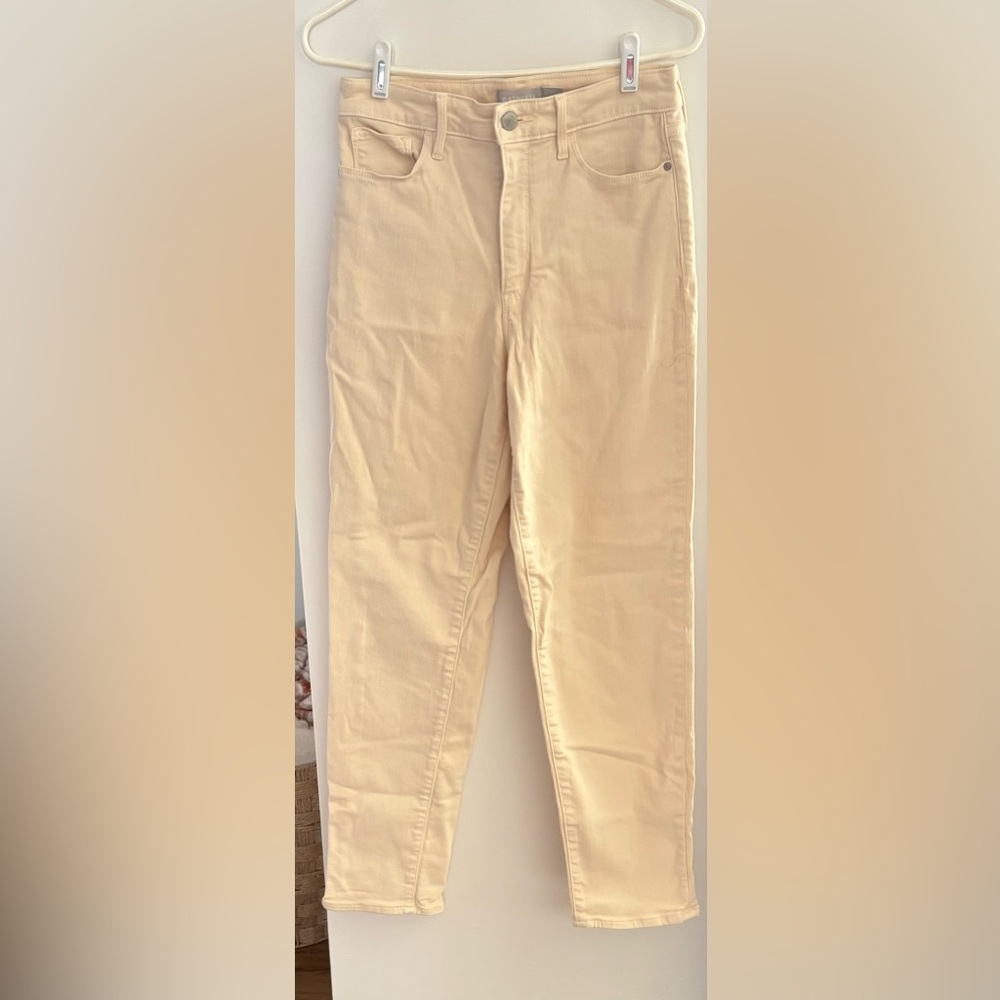 Athleta cream colored straight leg jeans -8T